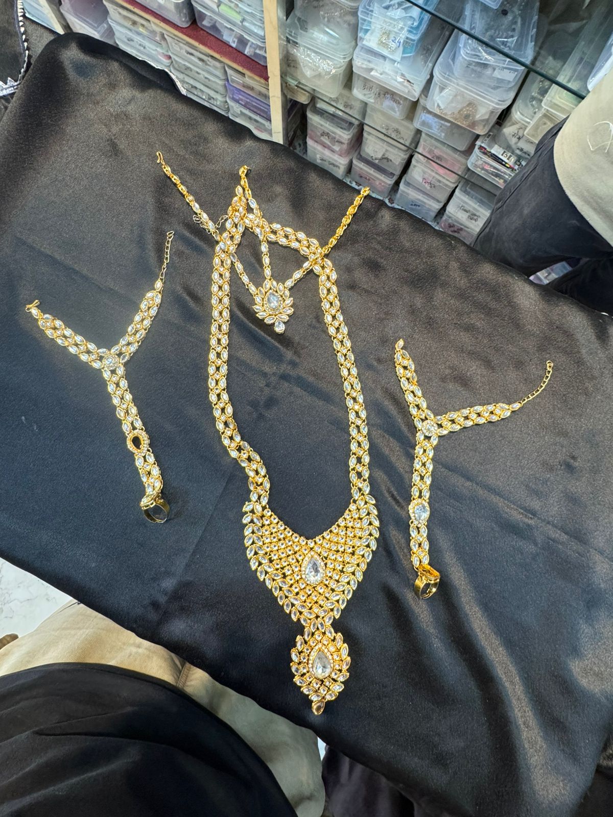 Noor-e-Rani Heritage Set