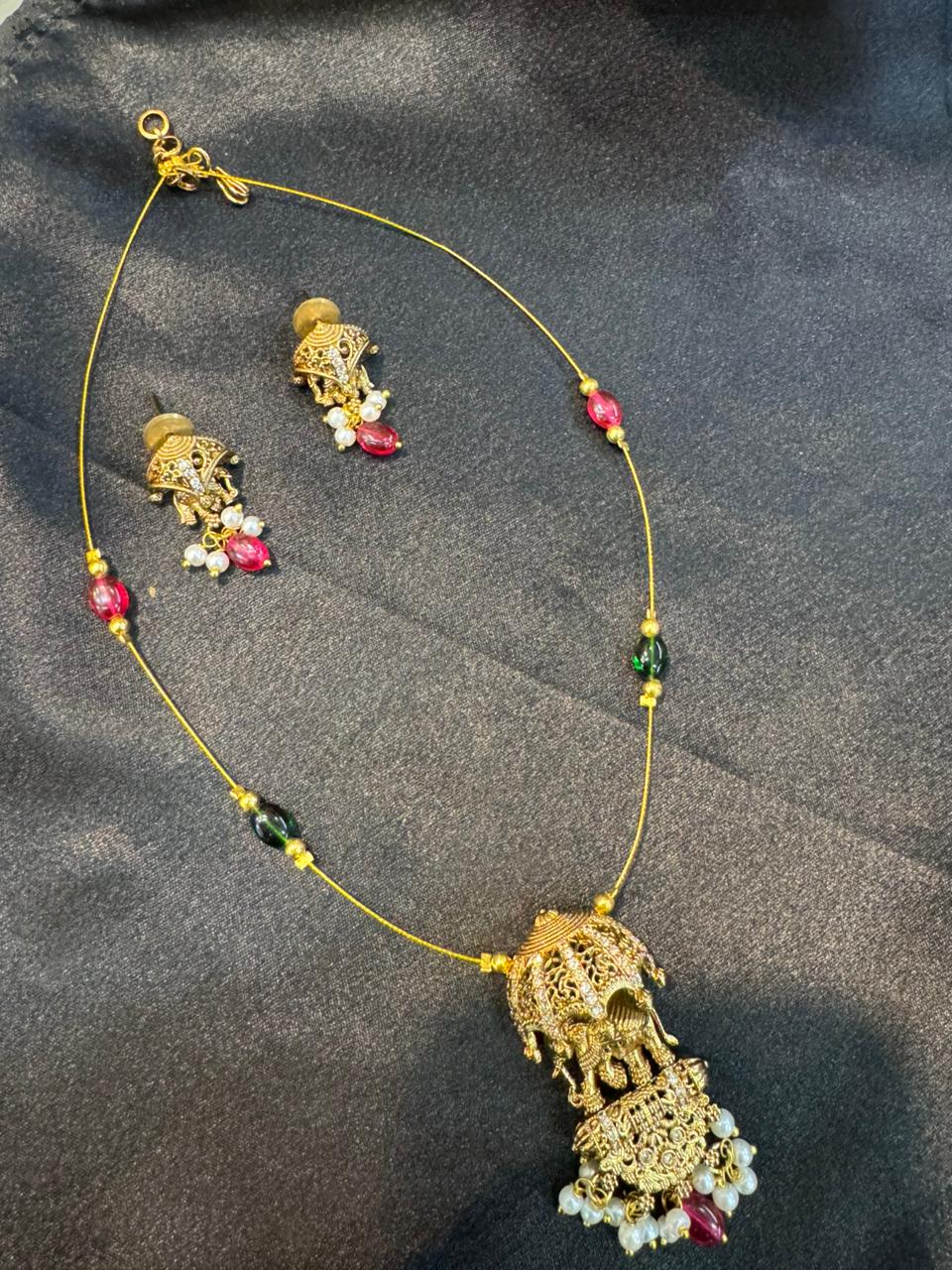 Royal Antique Jhumka Pendant Set