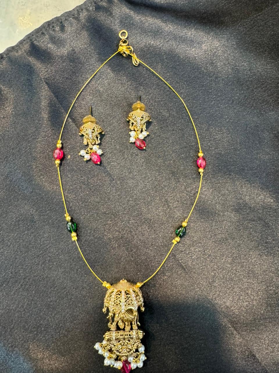 Royal Antique Jhumka Pendant Set